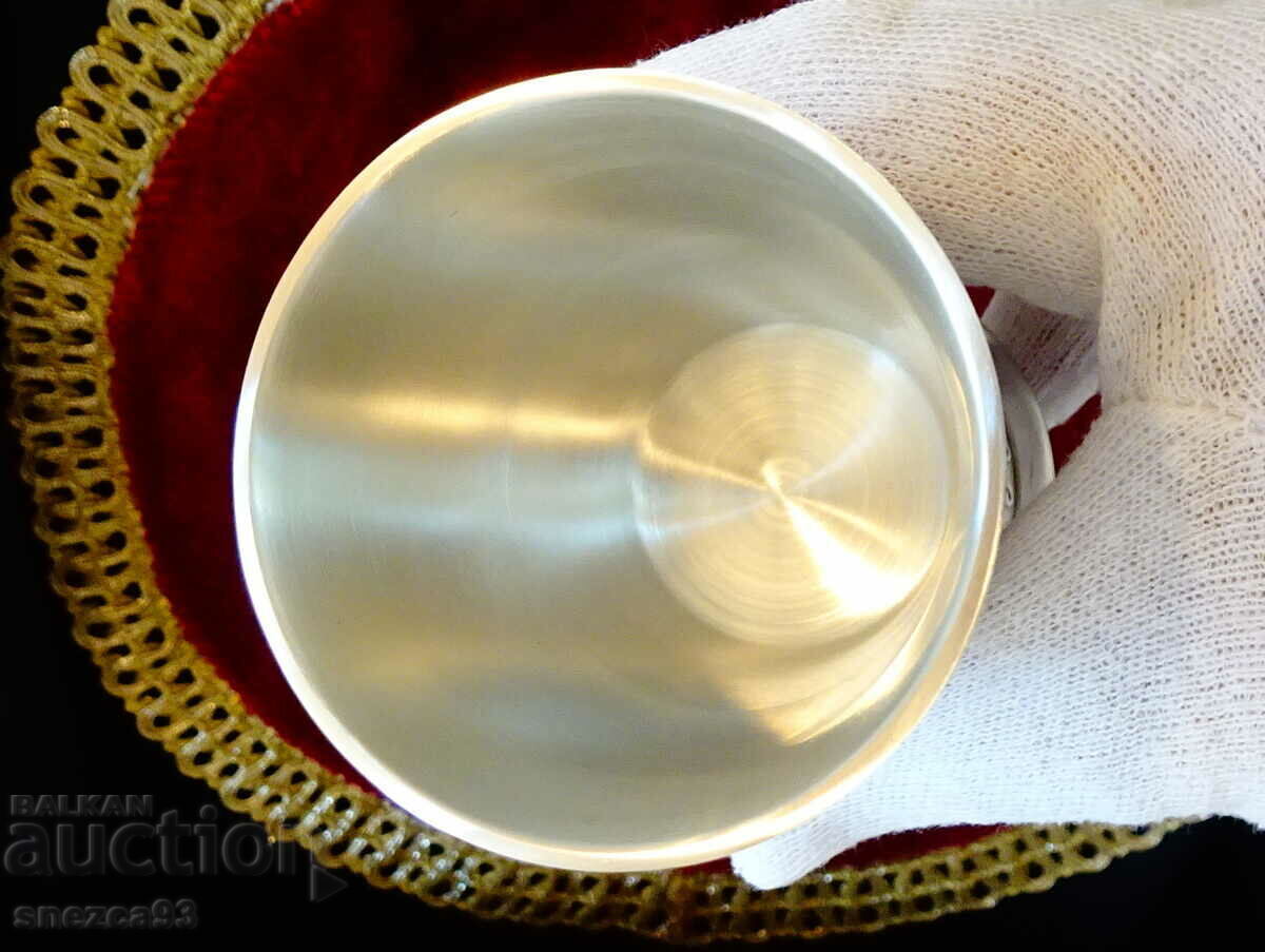 German pewter cup, pictures of a love song. - 6 German pewter cup, pictures of a love song. - 6