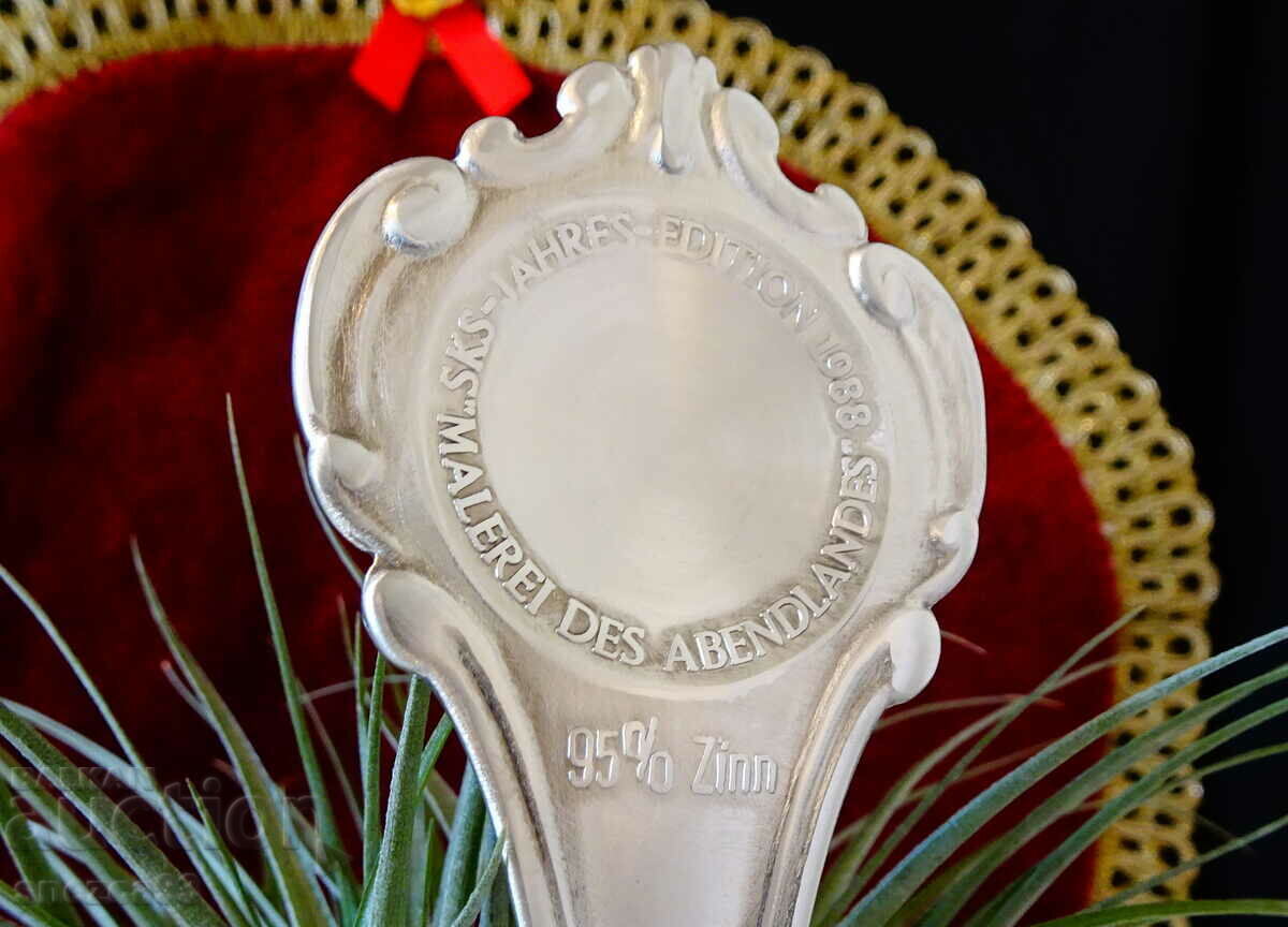 Pewter spoon with picture The Musical Party. - 6 Pewter spoon with picture The Musical Party. - 6