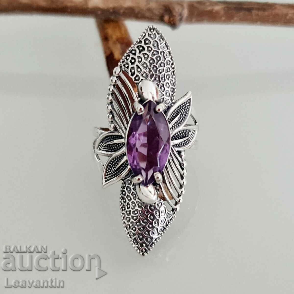 5509 Silver ring with Amethyst