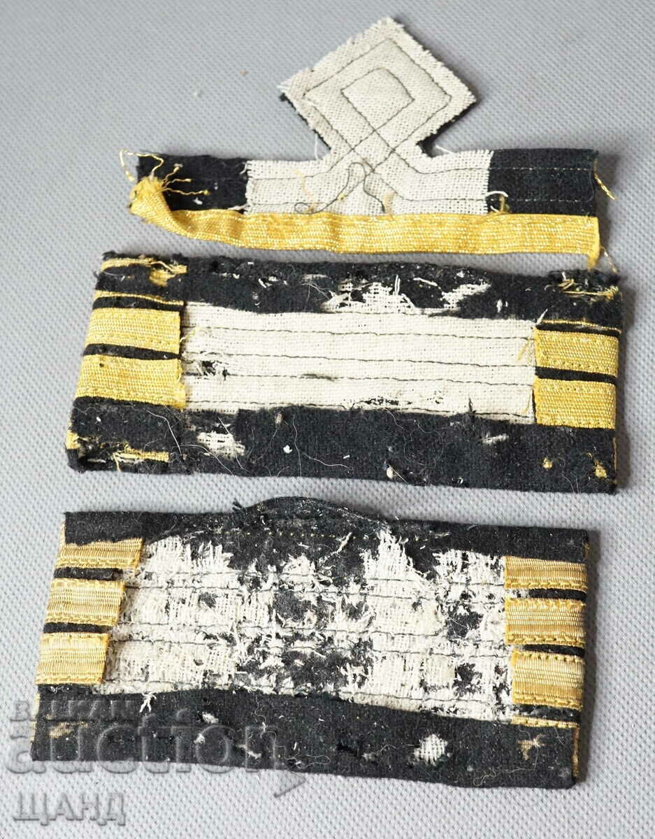 Стари Военни сърмени пагони униформа офицер с цена 10.00 лв. | € 5.11 Стари Военни сърмени пагони униформа офицер с цена 10.00 лв. | € 5.11