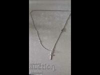 SILVER CHAIN WITH CROSS