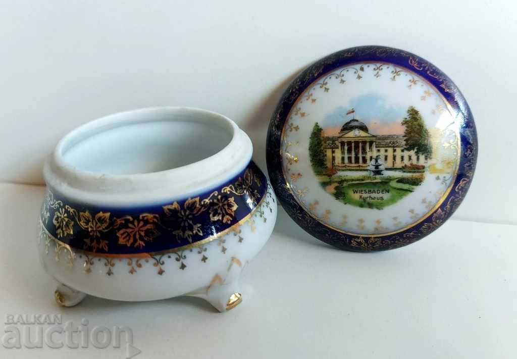 . OLD PORCELAIN BOX BOX MARKING PORCELAIN . OLD PORCELAIN BOX BOX MARKING PORCELAIN