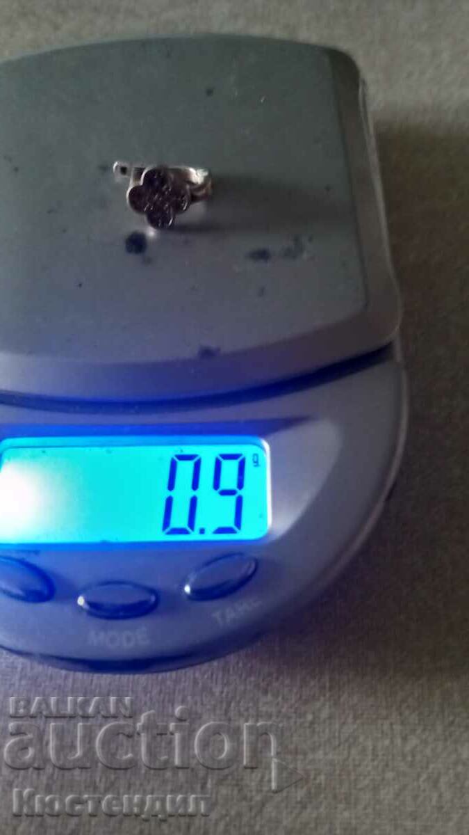 Auction SILVER EARRING Auction SILVER EARRING