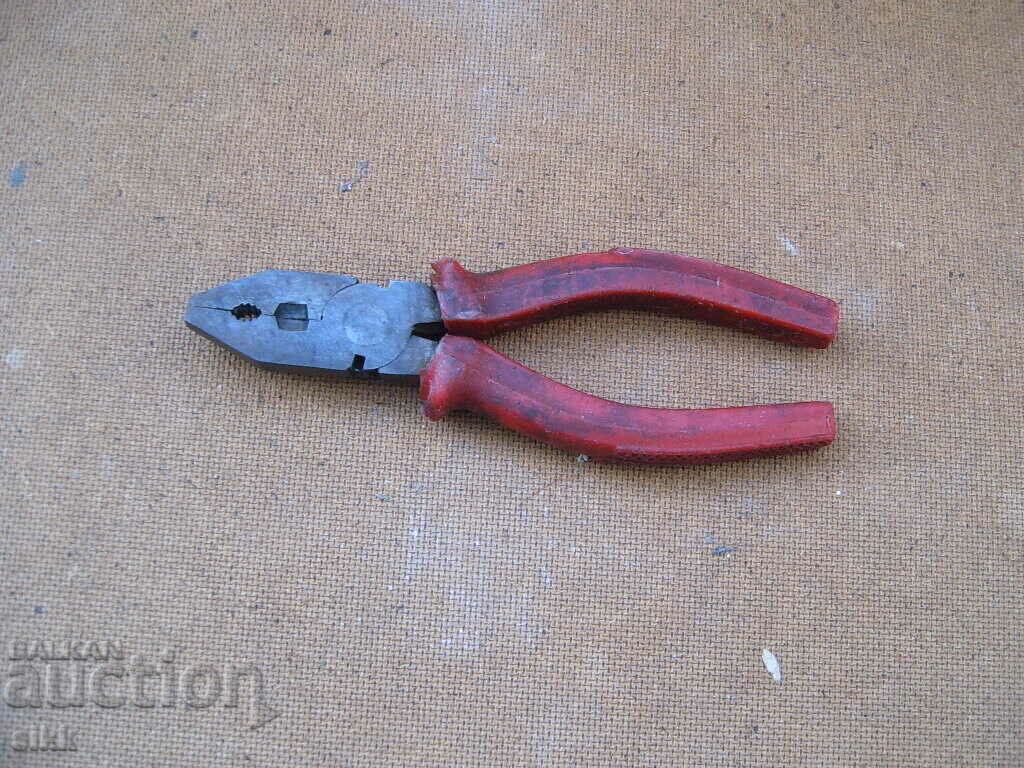 Pliers Pliers