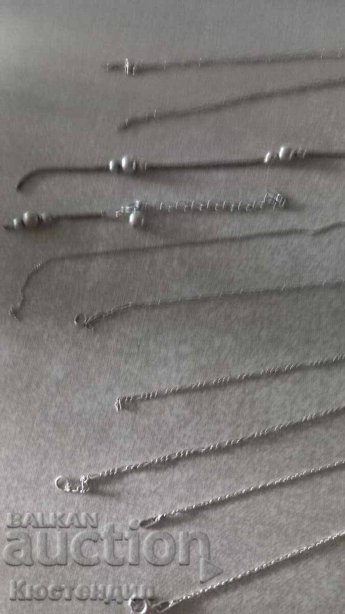 Auction LOT OF SILVER CHAIN AND BRACELETS Auction LOT OF SILVER CHAIN AND BRACELETS