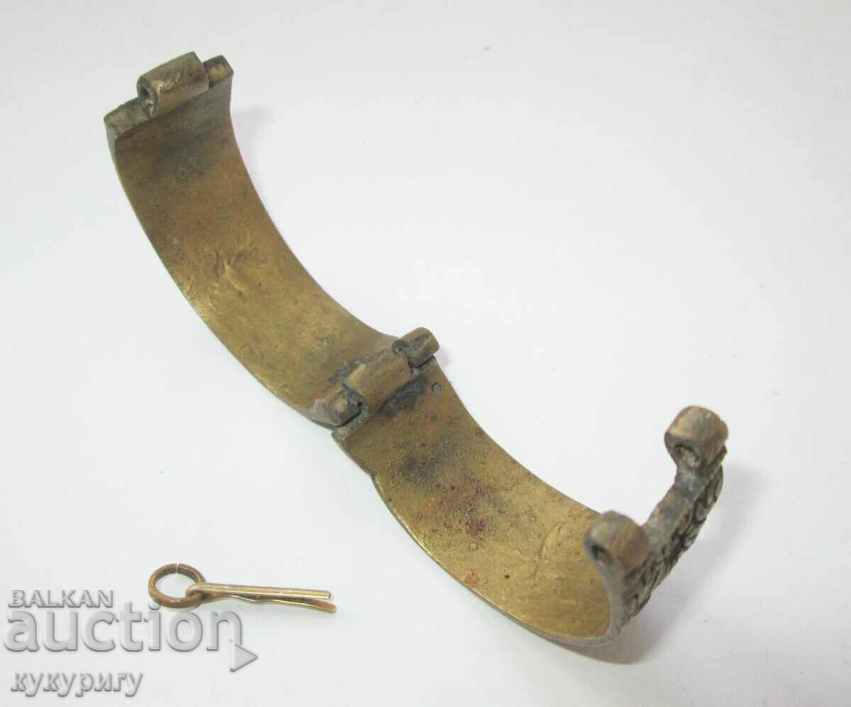 Old Renaissance Bronze Costume Jewelry Bracelet with price 40.00 BGN | € 20.45 Old Renaissance Bronze Costume Jewelry Bracelet with price 40.00 BGN | € 20.45