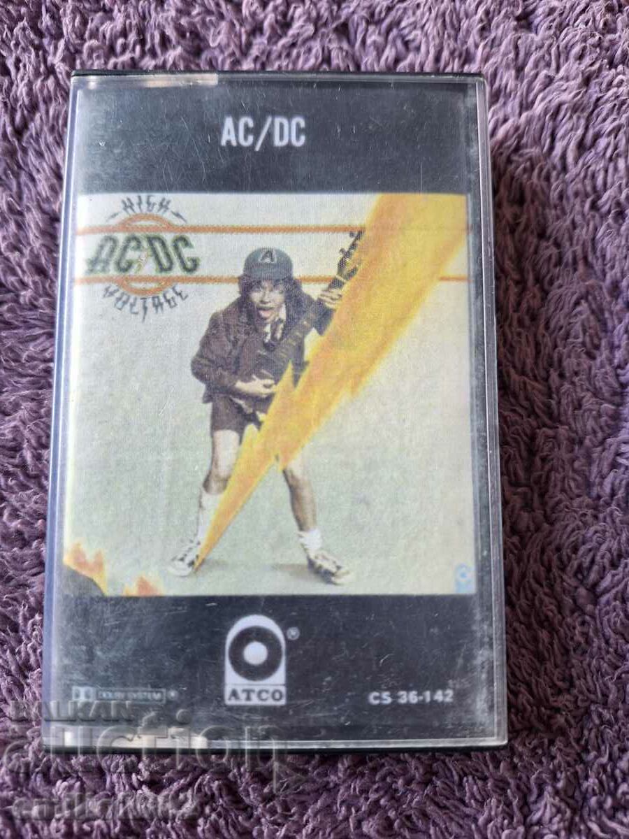 Casetă audio AC DC