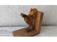 Wood carving, figure, book stopper