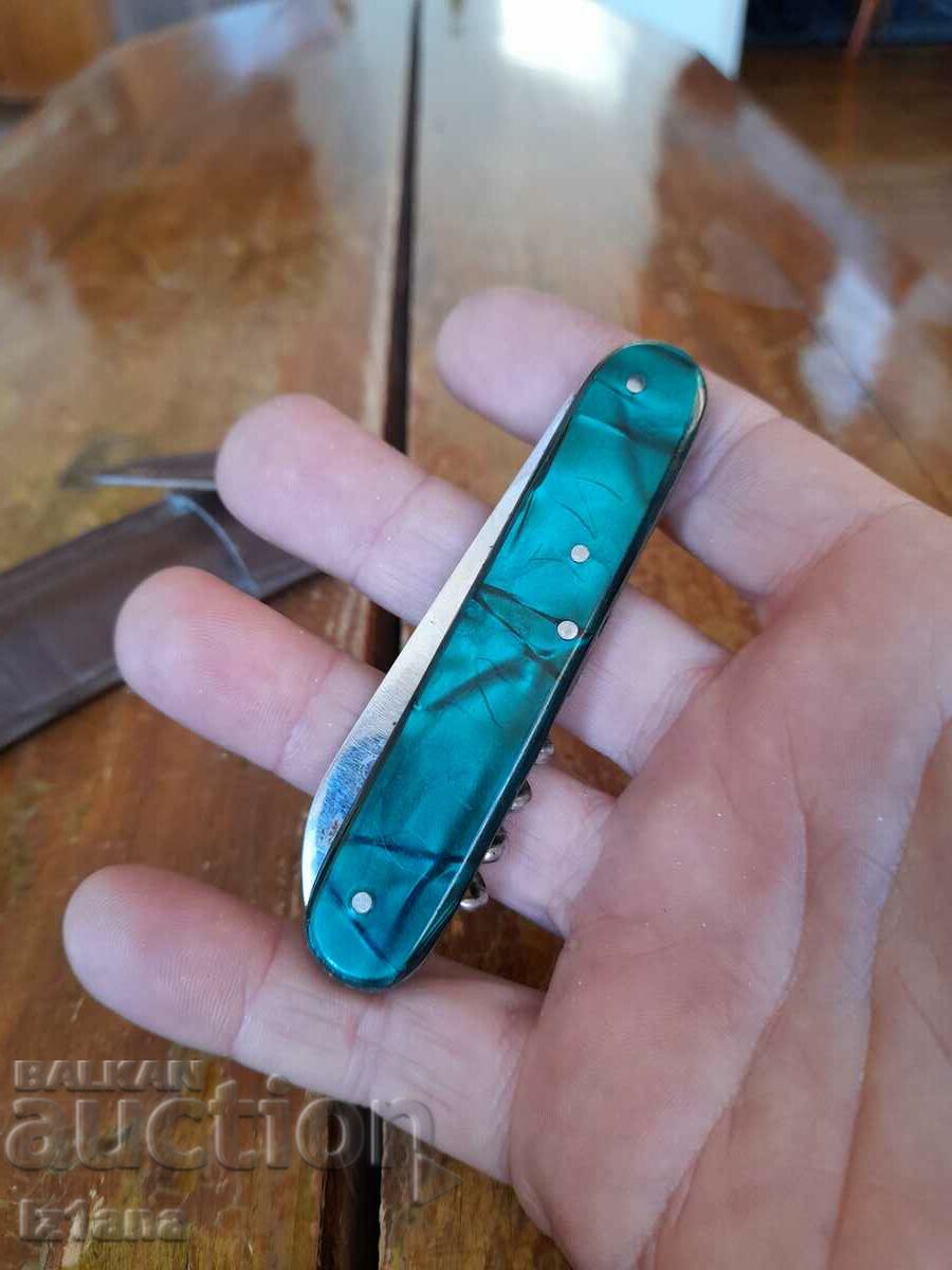 Old pocket knife, blade, blade with price 65.00 BGN | € 33.23 Old pocket knife, blade, blade with price 65.00 BGN | € 33.23