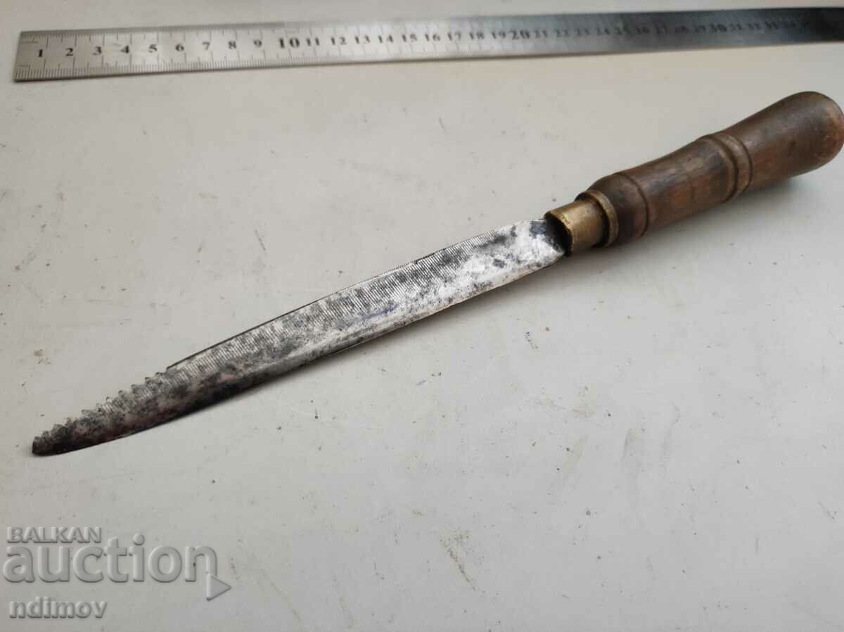 Very old fishing knife with price 30.00 BGN | € 15.34 Very old fishing knife with price 30.00 BGN | € 15.34