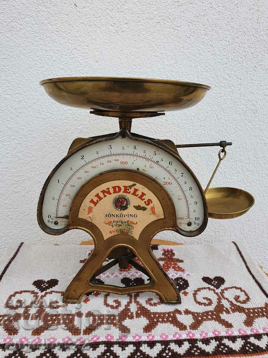 Vintage Swedish Metal Scale!!!