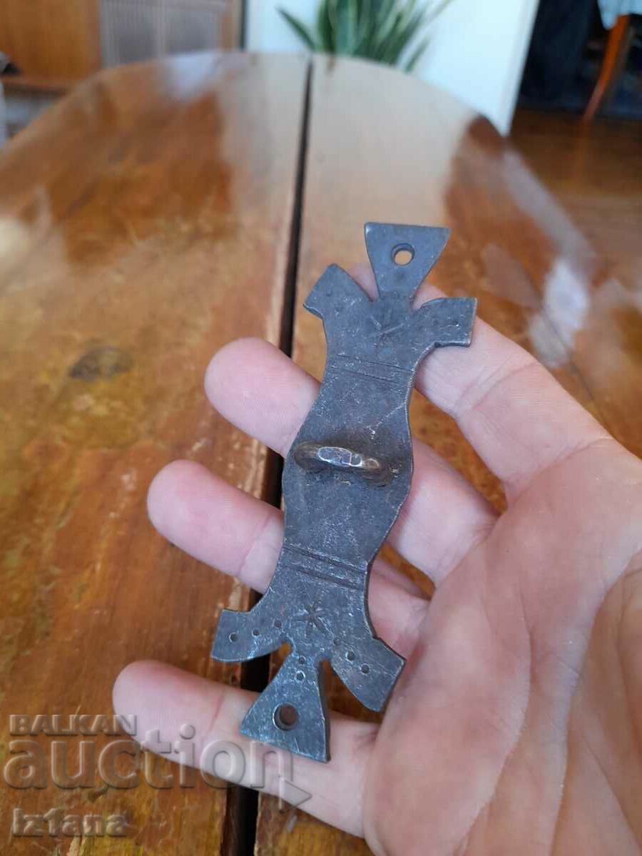 Auction  Old chest hardware