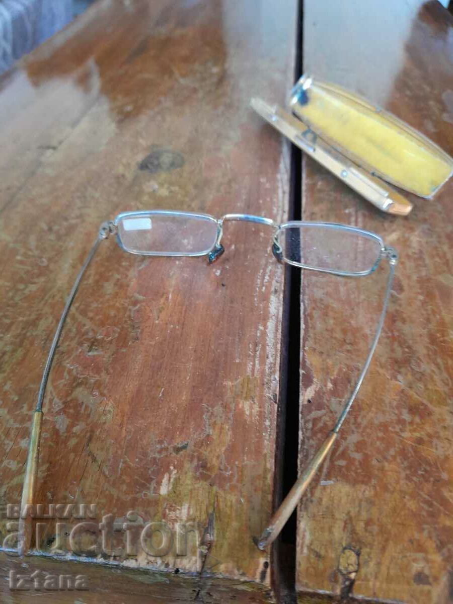 Old glasses with case, box - 5 Old glasses with case, box - 5