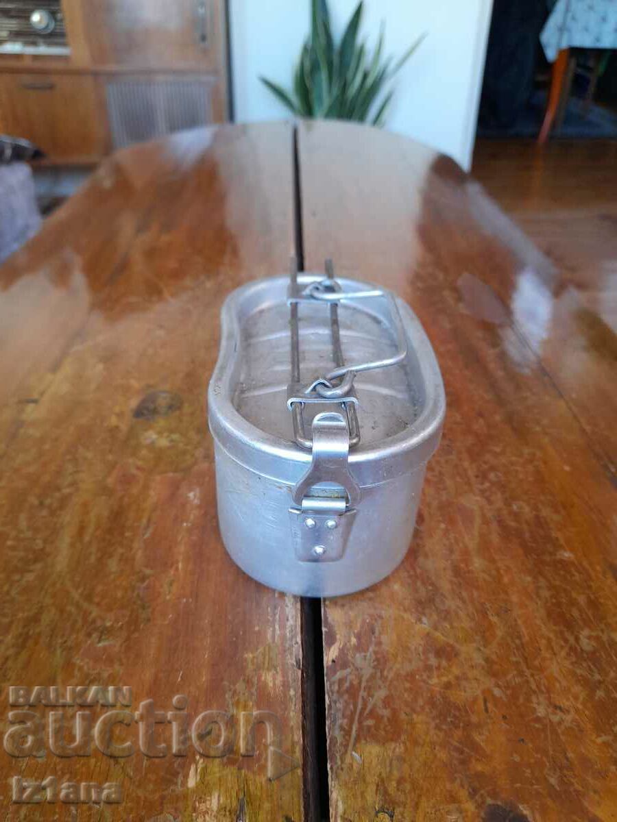 Auction Old aluminum food can Auction Old aluminum food can