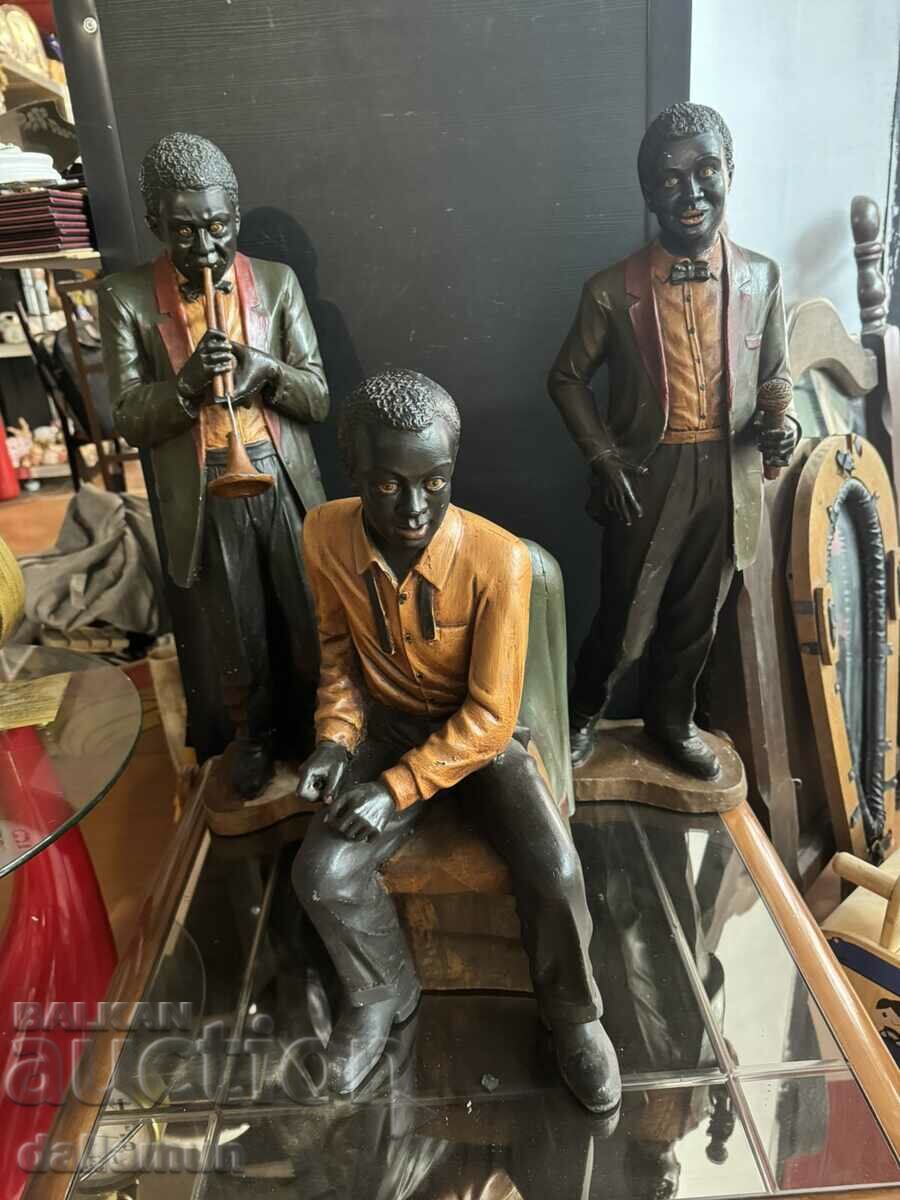 Set of African musicians collectible figurines