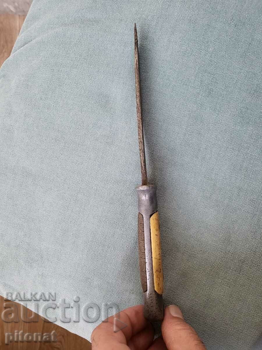Auction Authentic hunting knife Kingdom of Bulgaria Auction Authentic hunting knife Kingdom of Bulgaria