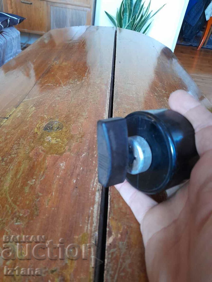 Old ignition switch with price 16.00 BGN | € 8.18