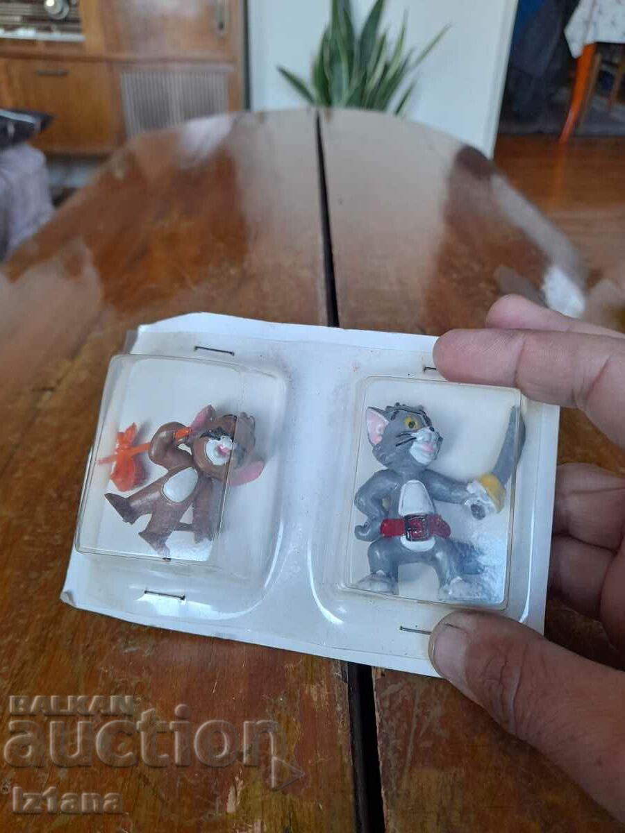 Παλιά παιχνίδια, φιγούρες Τομ και Τζέρι με τιμή 100.00 BGN | € 51.13 Παλιά παιχνίδια, φιγούρες Τομ και Τζέρι με τιμή 100.00 BGN | € 51.13