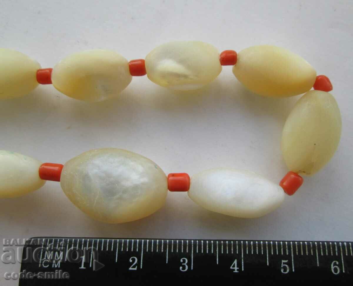 Old Renaissance jewelry necklace necklace mother of pearl and red coral - 5 Old Renaissance jewelry necklace necklace mother of pearl and red coral - 5