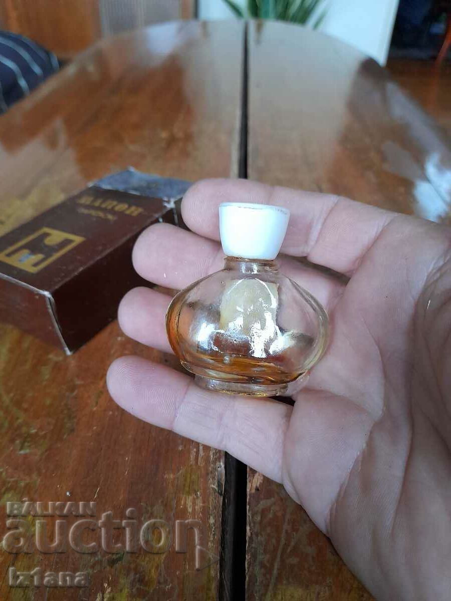 Old perfume Manon Aroma - 5 Old perfume Manon Aroma - 5