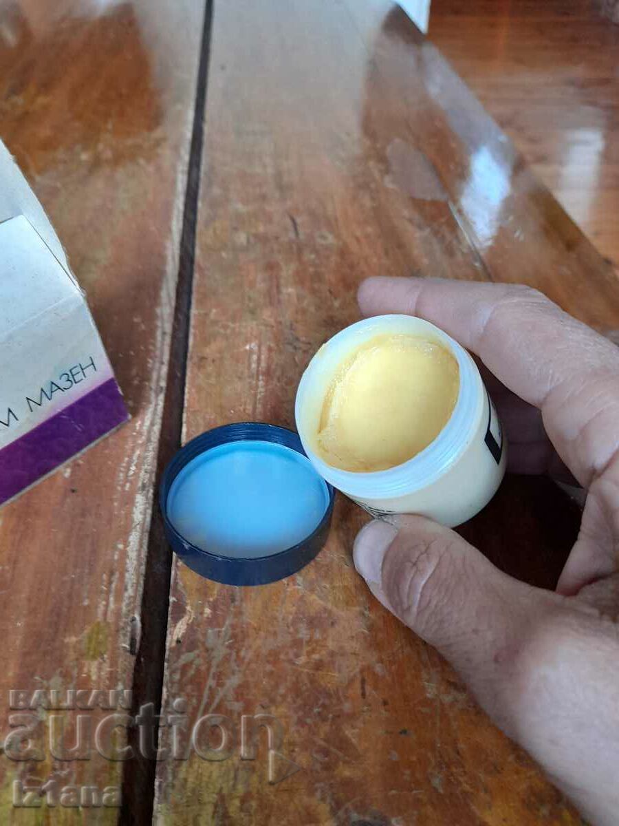 Star Oily Cream Bella Aroma - 5 Star Oily Cream Bella Aroma - 5