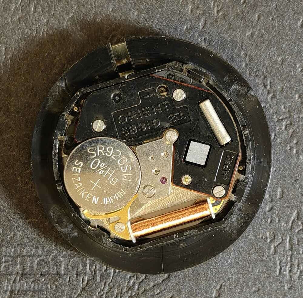 Japanese Movement 58910 and Dial Orient VX Quartz Orient with price 14.99 BGN | € 7.66