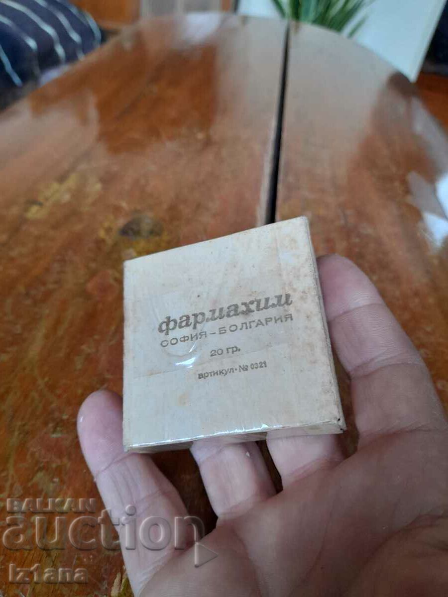 Licitație Crema cu miere veche Lehman Licitație Crema cu miere veche Lehman