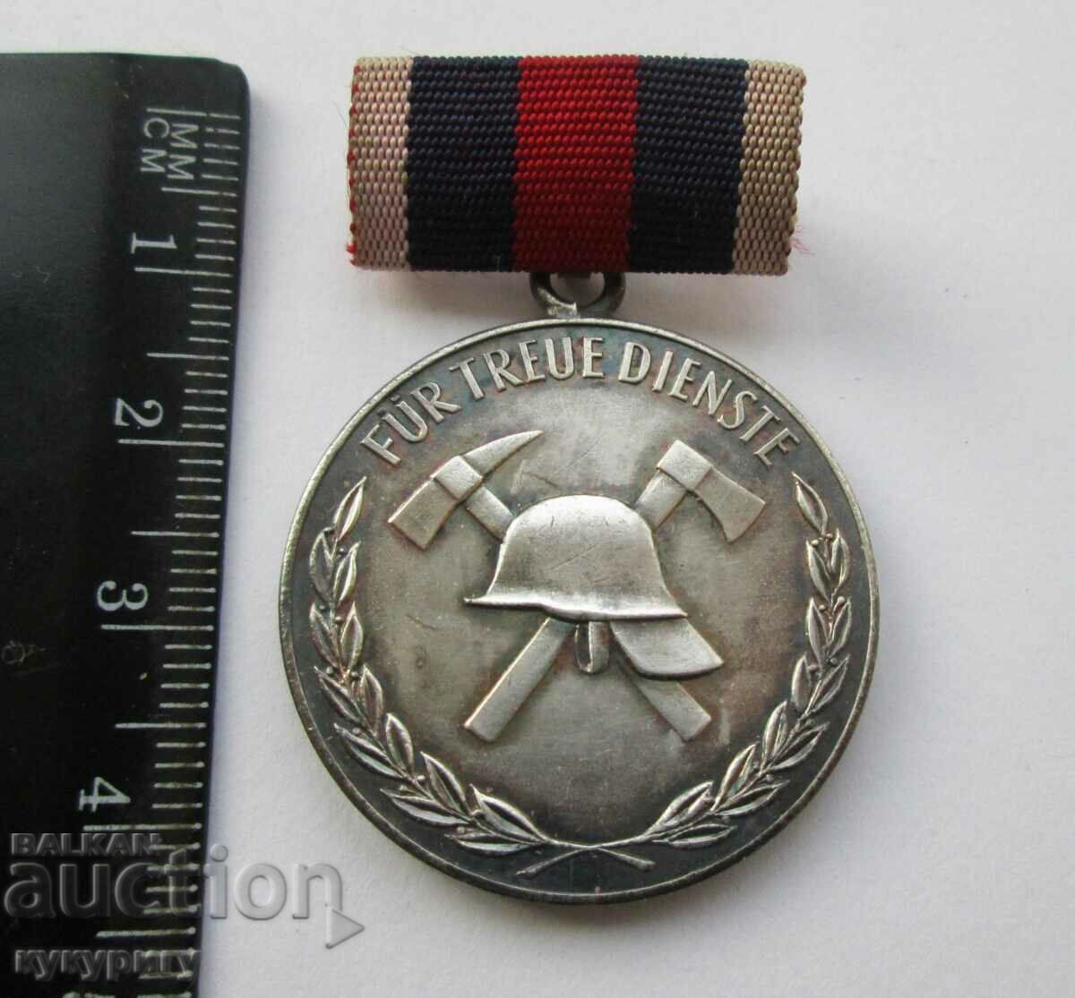 Auction Star Soc GDR East Germany firefighter medal fire station Auction Star Soc GDR East Germany firefighter medal fire station