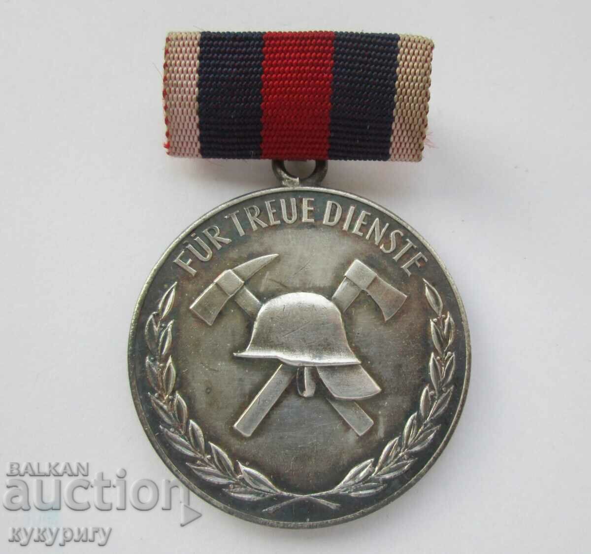 Delivery of Star Soc GDR East Germany firefighter medal fire station Delivery of Star Soc GDR East Germany firefighter medal fire station