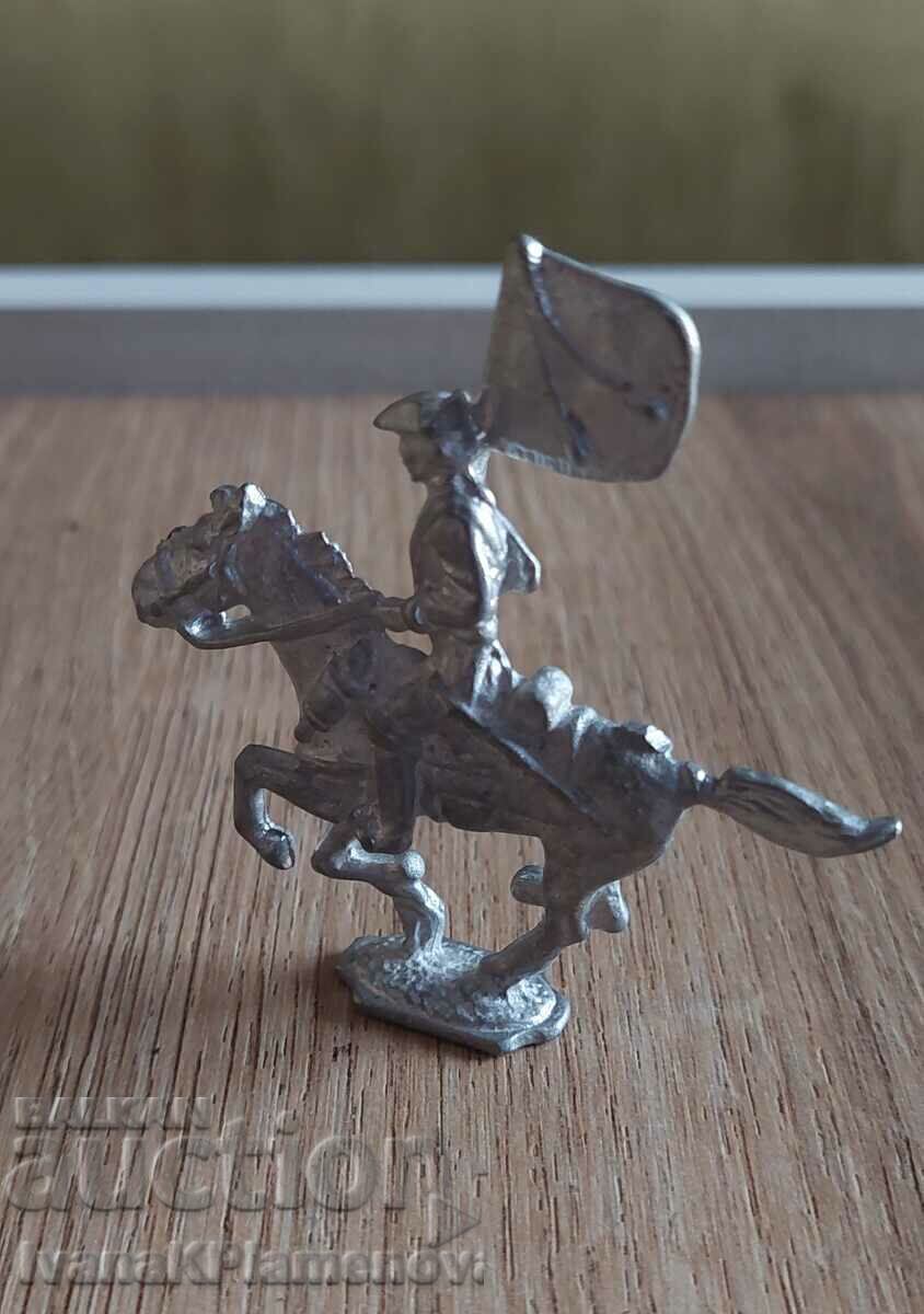 Delivery of A lead figurine for collectors Delivery of A lead figurine for collectors