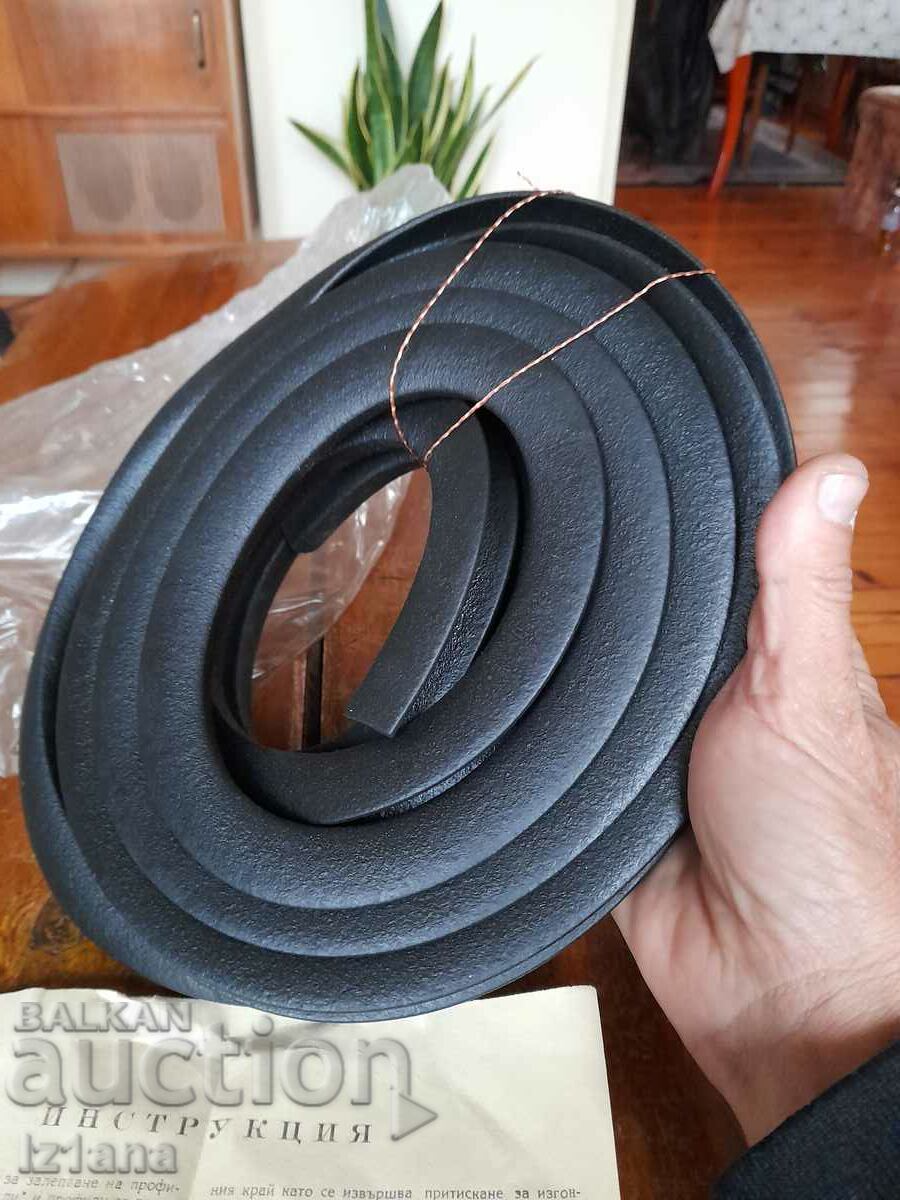 Auction Old seal for trunk, doors Moskvich Auction Old seal for trunk, doors Moskvich