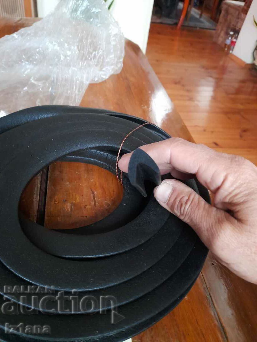 Delivery of Old seal for trunk, doors Moskvich Delivery of Old seal for trunk, doors Moskvich