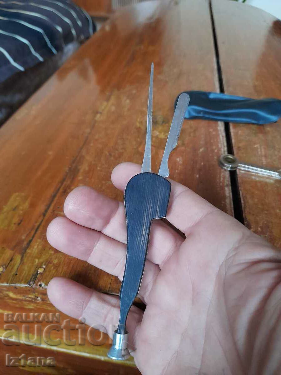 Old smoking pipe cleaning tools - 5 Old smoking pipe cleaning tools - 5