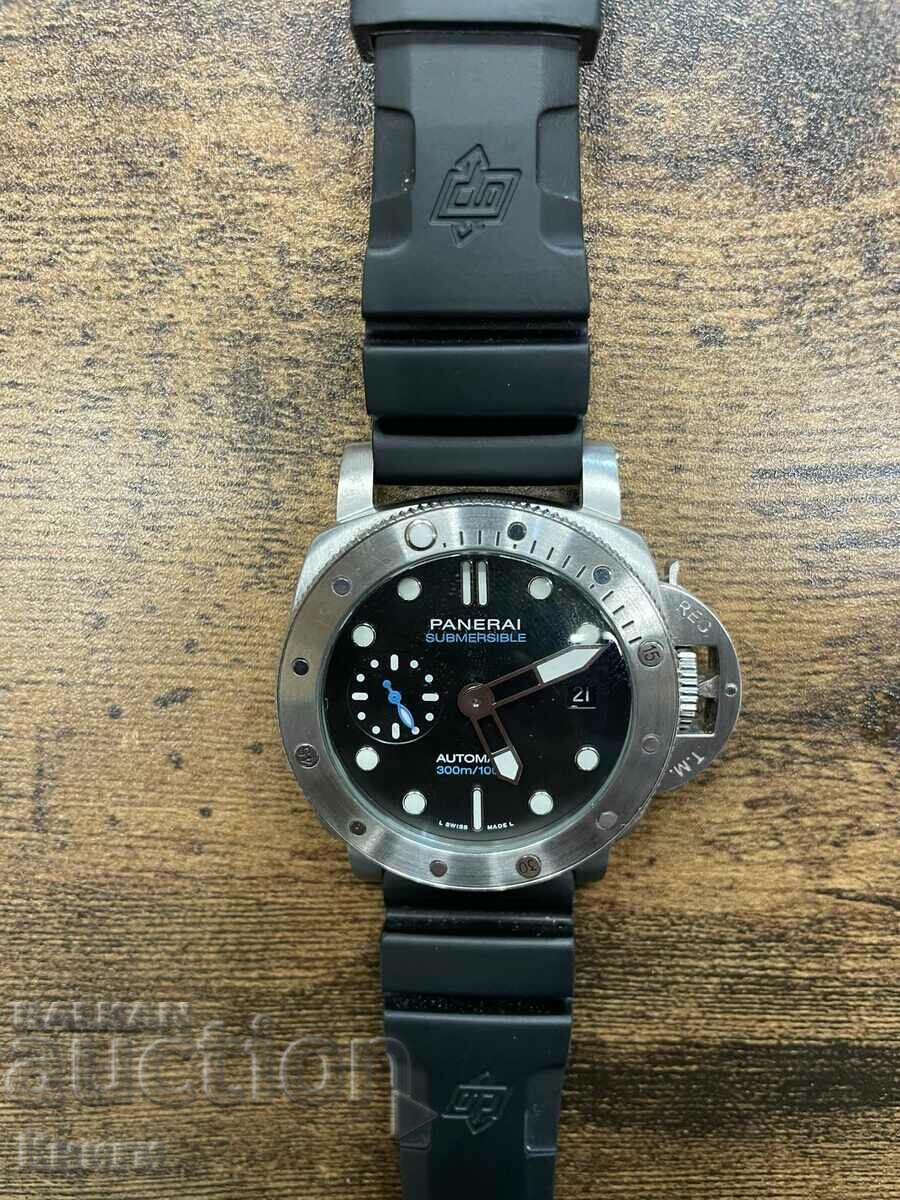 Panerai Submersible PAM00692 Men's Watch - Automatic