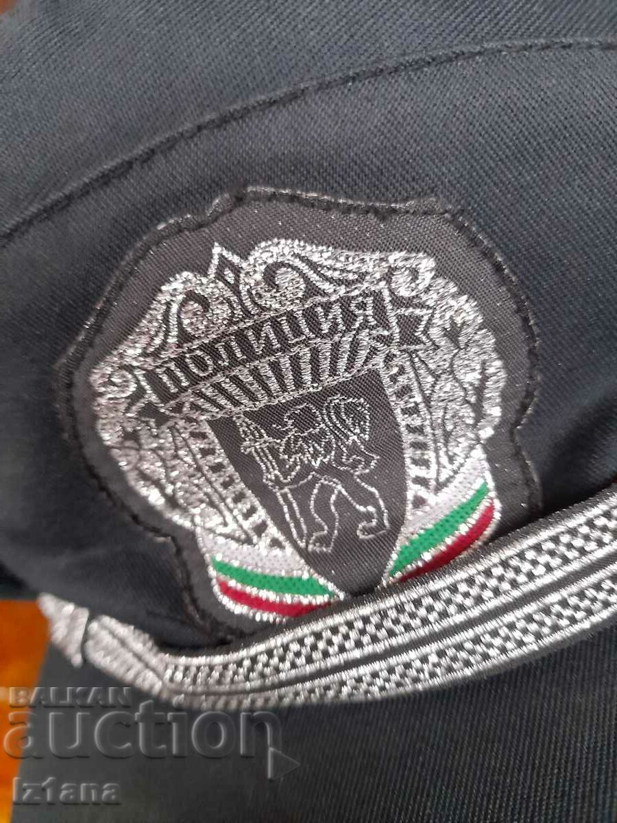 Old police hat, police hat with price 40.00 BGN | € 20.45 Old police hat, police hat with price 40.00 BGN | € 20.45