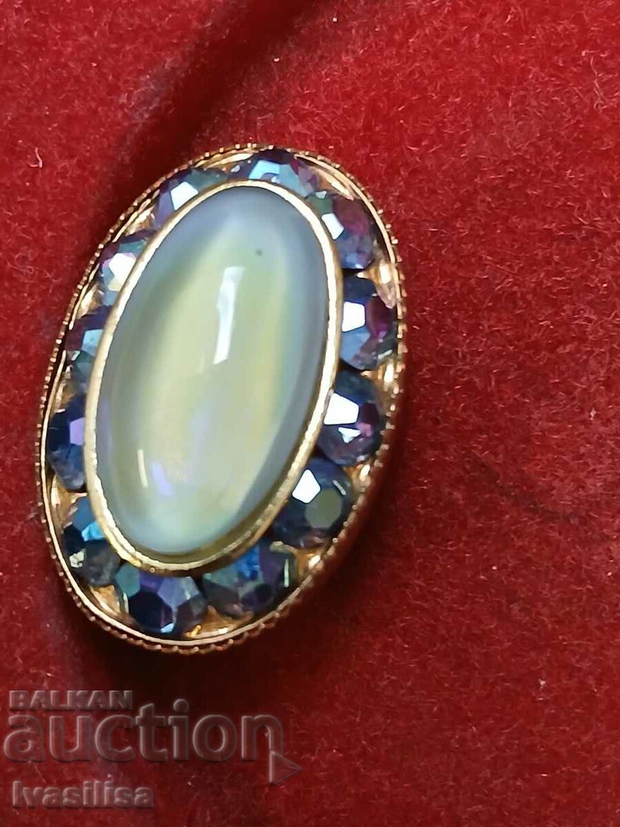 Auction OLD VERY BEAUTIFUL BROOCH Auction OLD VERY BEAUTIFUL BROOCH