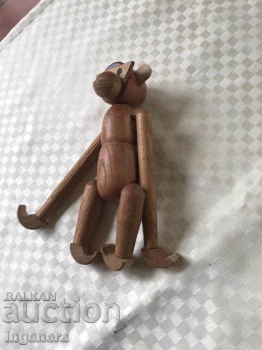 FIGURĂ PĂPUȘĂ DE LEMN DIN FAG cu preț 14.00 BGN | € 7.16 FIGURĂ PĂPUȘĂ DE LEMN DIN FAG cu preț 14.00 BGN | € 7.16