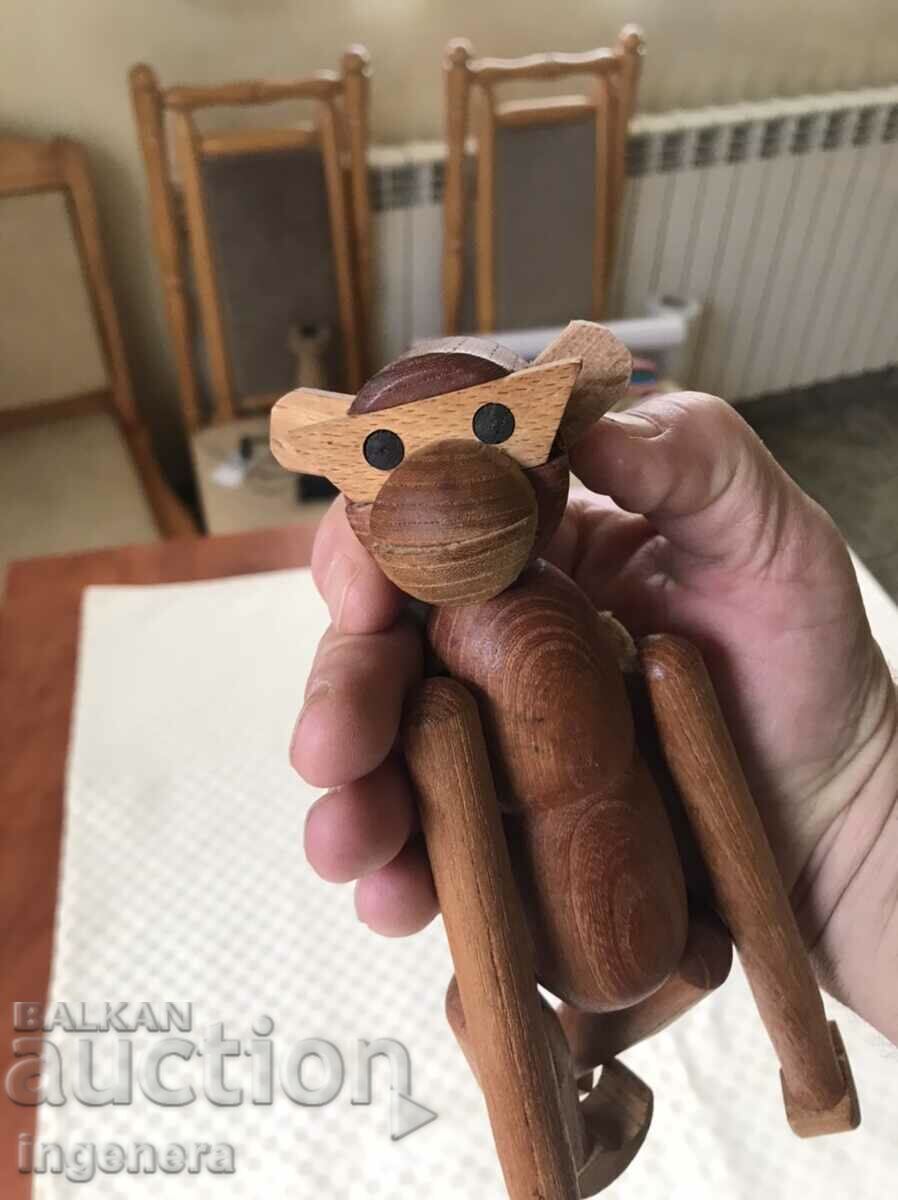 Livrarea FIGURĂ PĂPUȘĂ DE LEMN DIN FAG Livrarea FIGURĂ PĂPUȘĂ DE LEMN DIN FAG