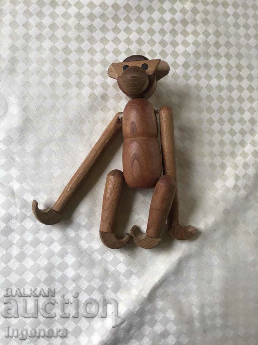 FIGURĂ PĂPUȘĂ DE LEMN DIN FAG FIGURĂ PĂPUȘĂ DE LEMN DIN FAG