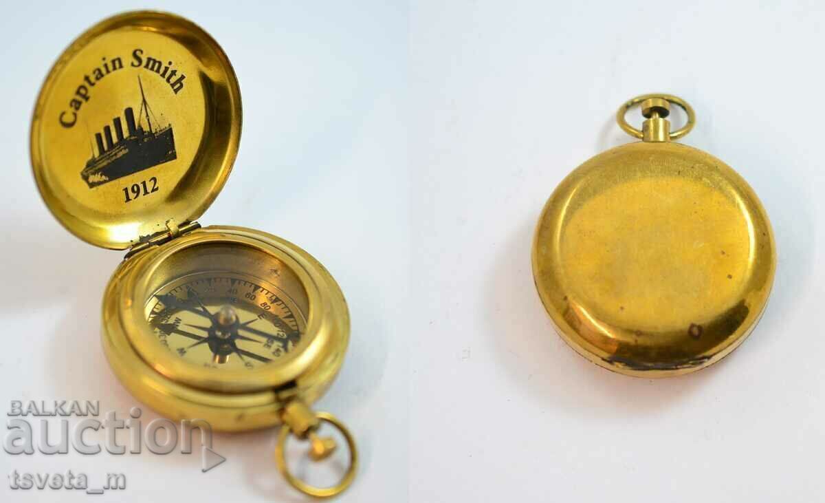 Antique CAPITAN SMITH compass Antique CAPITAN SMITH compass