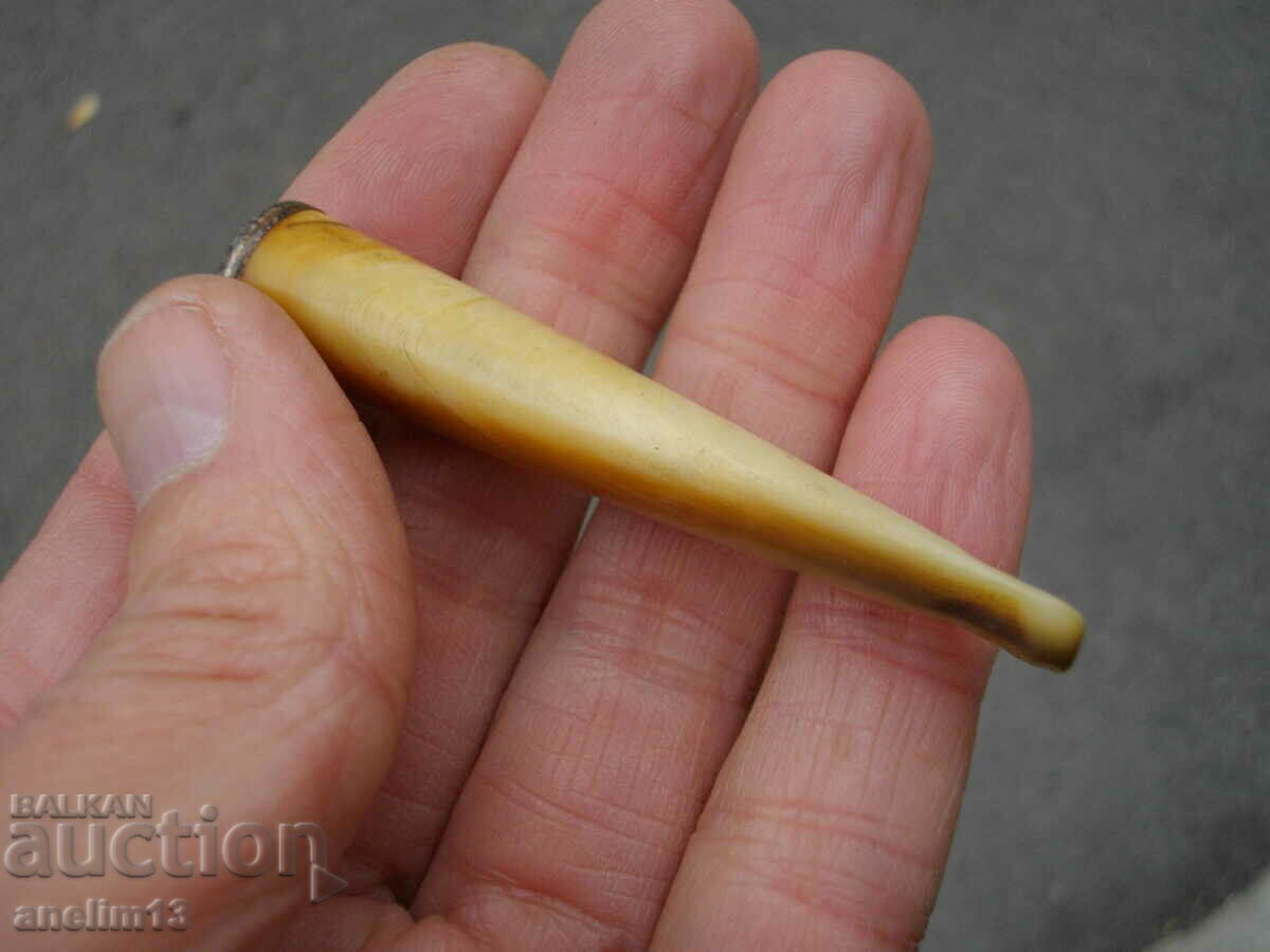 OLD MOTHER OF PEARL CIGARETTE - 6 OLD MOTHER OF PEARL CIGARETTE - 6