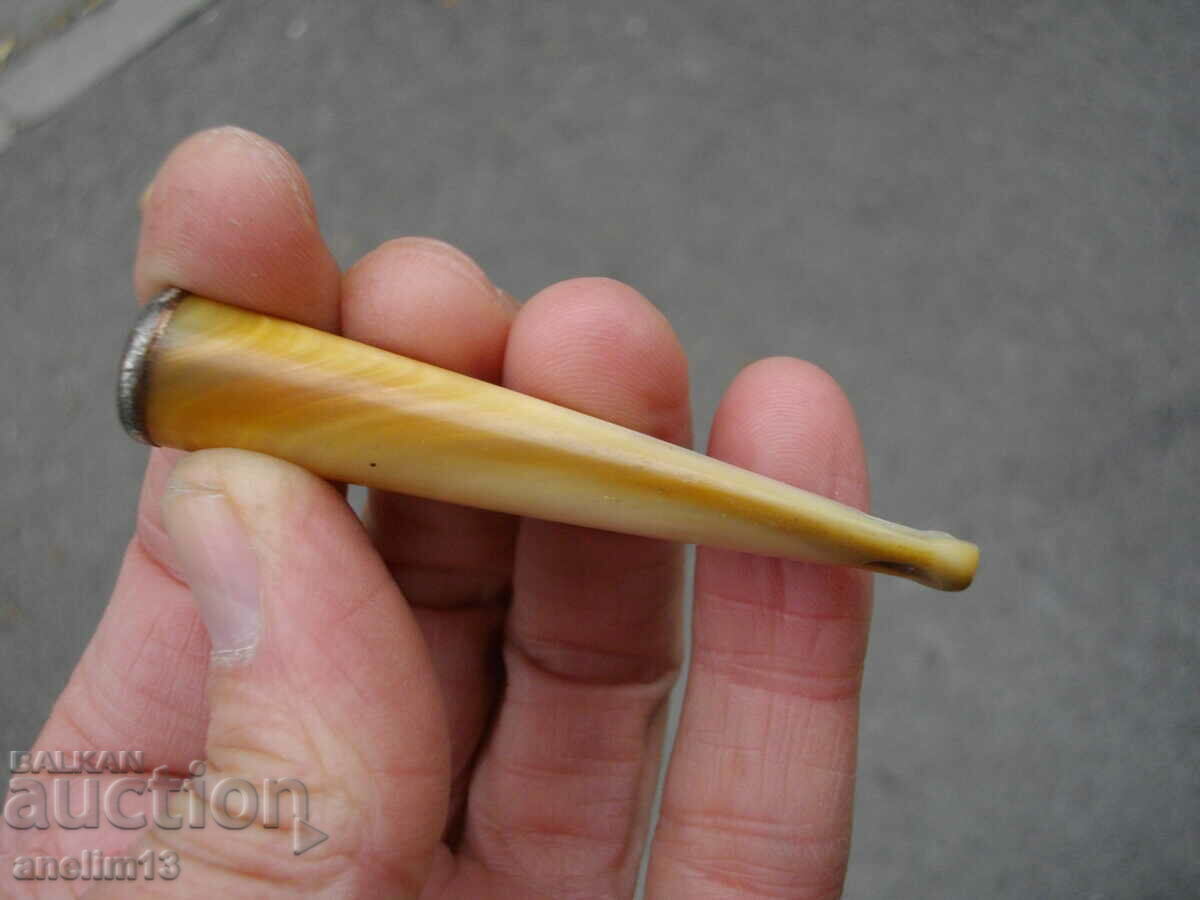 OLD MOTHER OF PEARL CIGARETTE - 7 OLD MOTHER OF PEARL CIGARETTE - 7