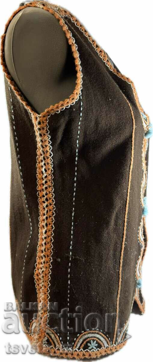 Women's vest of fine wool with embroidery, folk costume with price 20.00 BGN | € 10.23 Women's vest of fine wool with embroidery, folk costume with price 20.00 BGN | € 10.23