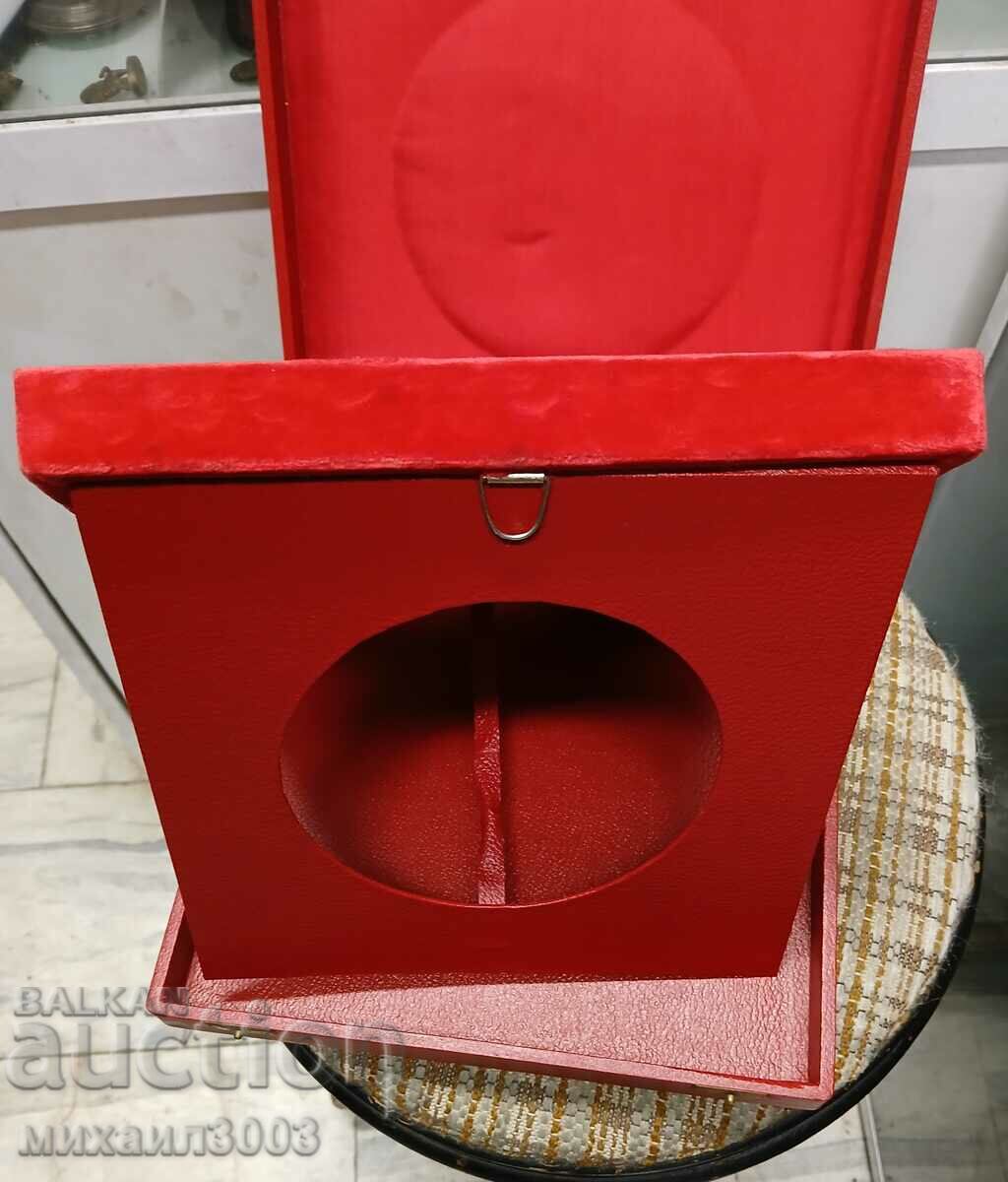 MEISEN PORCELAIN PLAQUE OF ERNST THELMANN DIAMETER 140 MM. - 5 MEISEN PORCELAIN PLAQUE OF ERNST THELMANN DIAMETER 140 MM. - 5