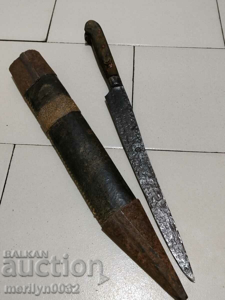Forged shepherd's knife karakulak with kanya blade with scimitar seal - 7 Forged shepherd's knife karakulak with kanya blade with scimitar seal - 7