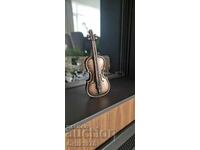 Small decorative violin, 15 cm