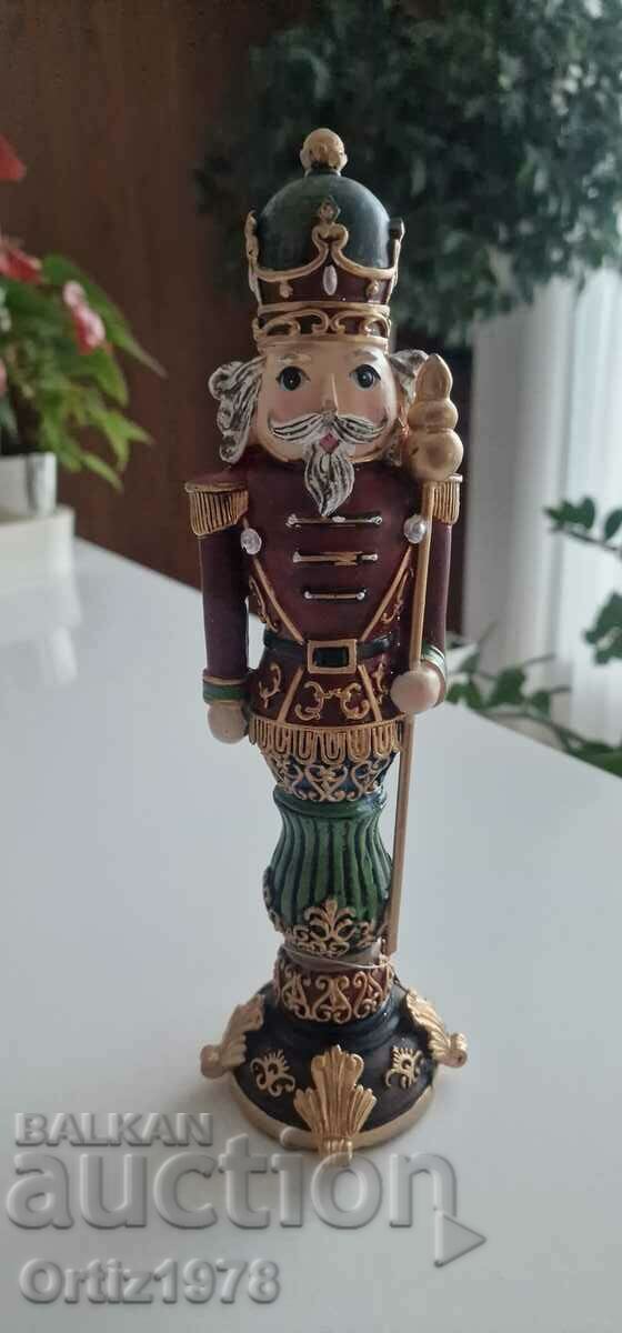 Χριστουγεννιάτικος στρατιώτης, 27εκ με τιμή 35.00 BGN | € 17.90 Χριστουγεννιάτικος στρατιώτης, 27εκ με τιμή 35.00 BGN | € 17.90