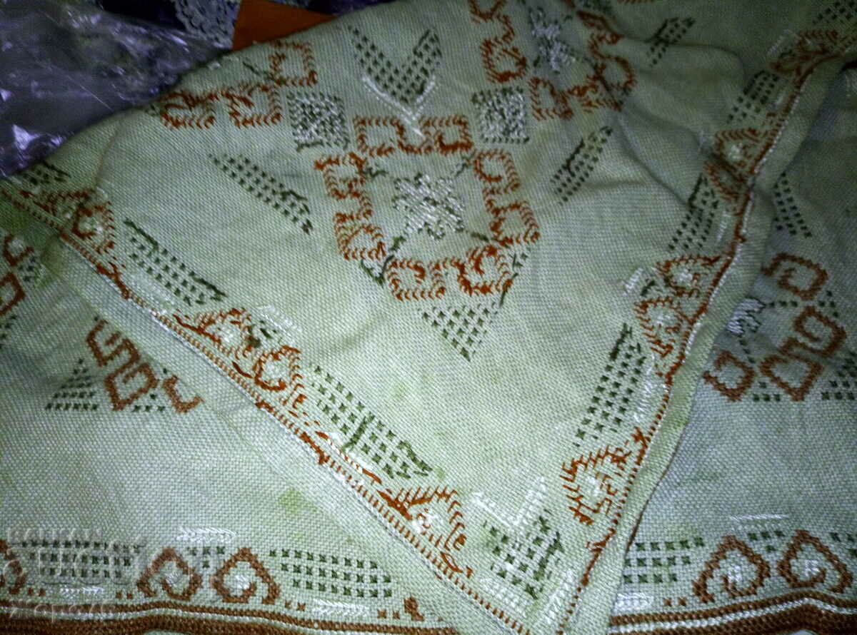 ANTIQUE HAND EMBROIDERED BED COVER TOWEL Ethnographic EMBROIDERY Unique - 5 ANTIQUE HAND EMBROIDERED BED COVER TOWEL Ethnographic EMBROIDERY Unique - 5