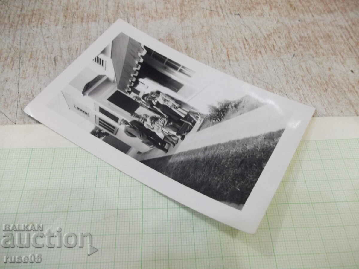 Auction Old photo of Bulgarians in front of a house in America Auction Old photo of Bulgarians in front of a house in America