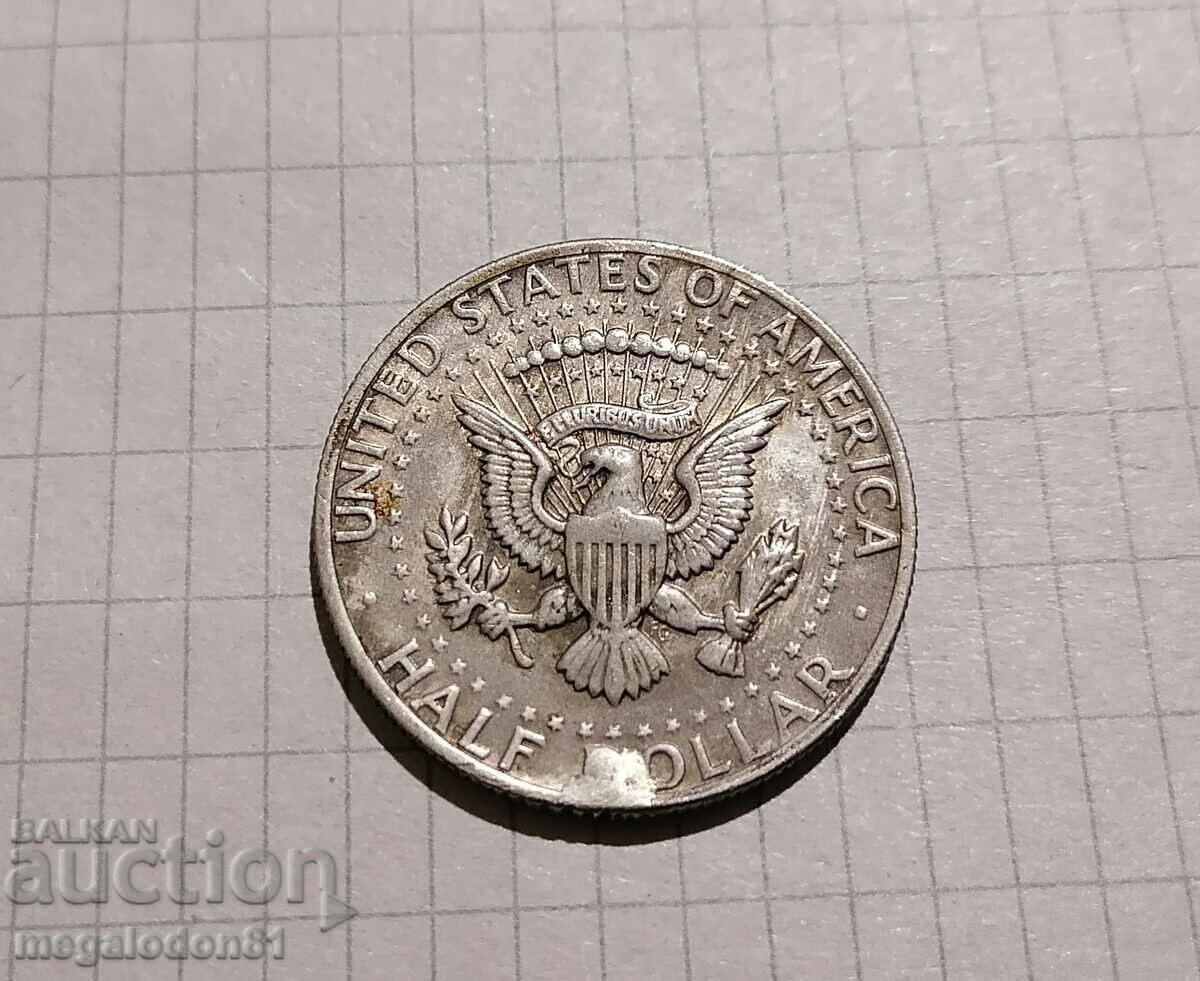 Jumătate de dolar „Kennedy” 1973 cu preț 6.00 BGN | € 3.07 Jumătate de dolar „Kennedy” 1973 cu preț 6.00 BGN | € 3.07